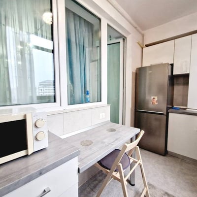 Miete einer gemütlichen, möblierten 2-Zimmer-Wohnung, Bukarest, Sektor 6, Rumänien